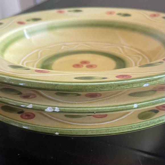 THE CELLER Decorative Yellow and Green Ceramic Plates-14 pieces - Picture 5 of 6